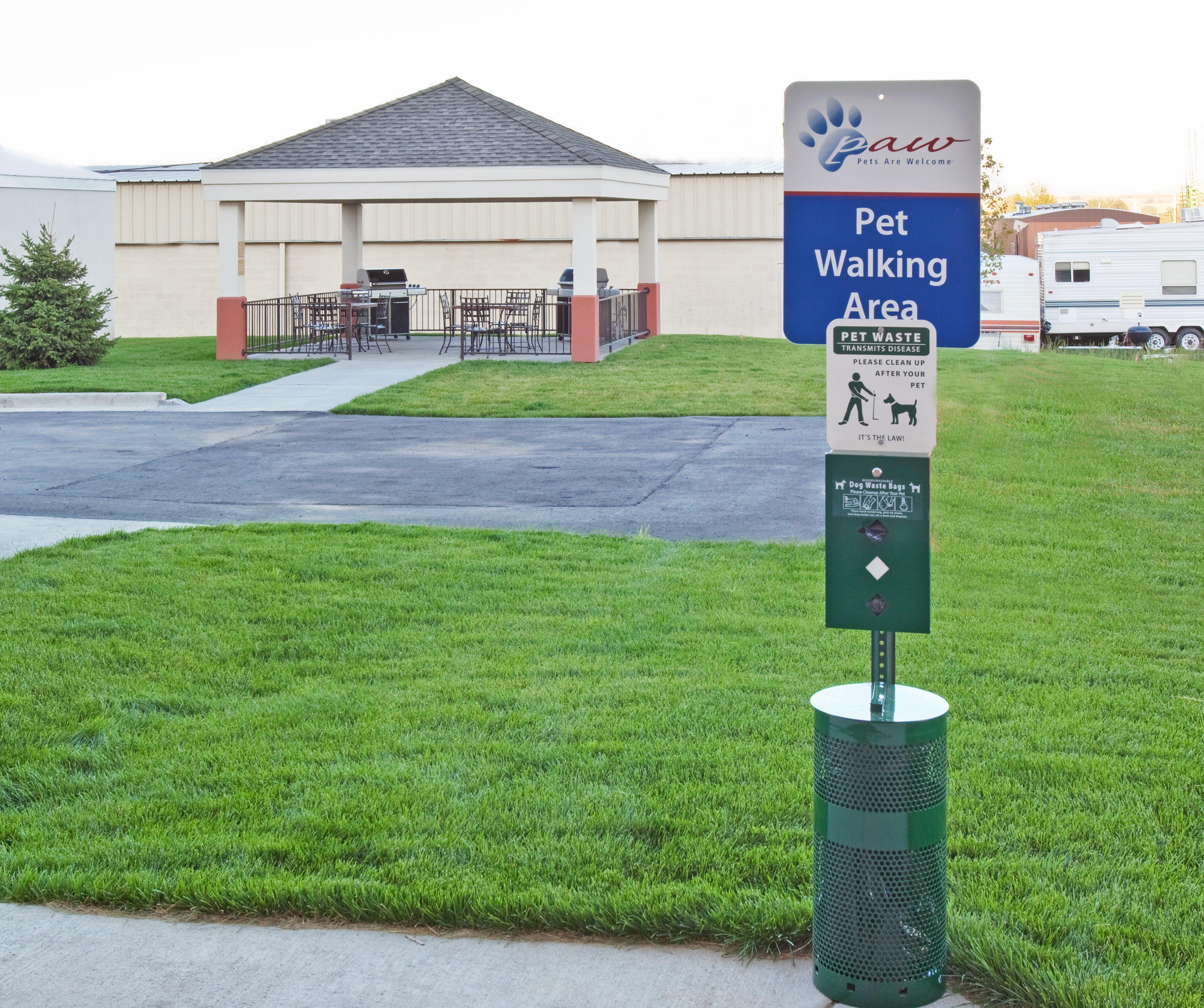 Candlewood Suites Williston, An Ihg Hotel Exterior photo